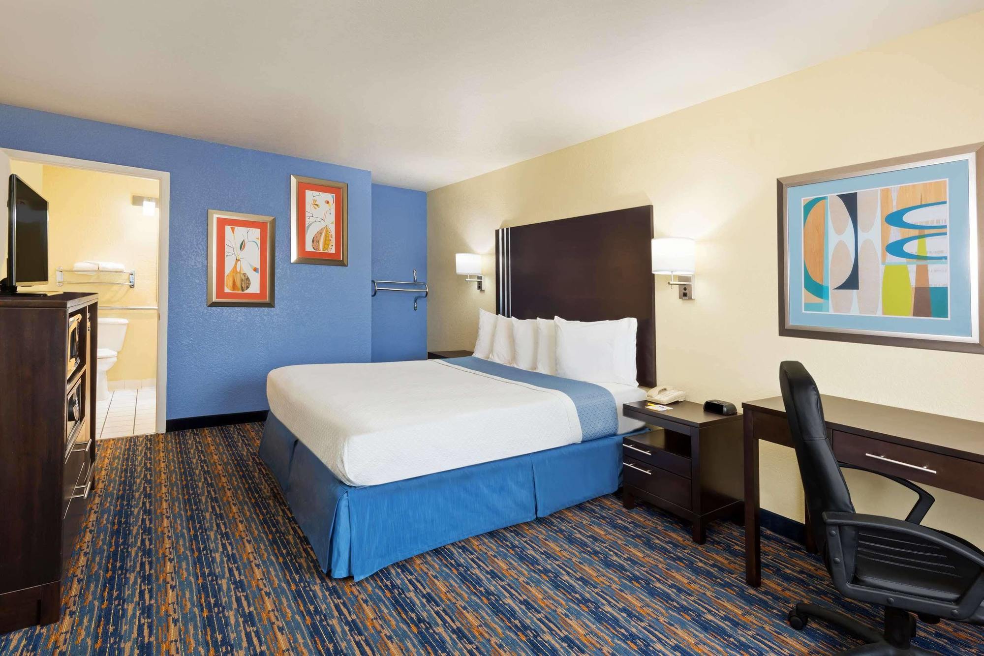 Days Inn By Wyndham Near Seaworld San Antonio Ngoại thất bức ảnh